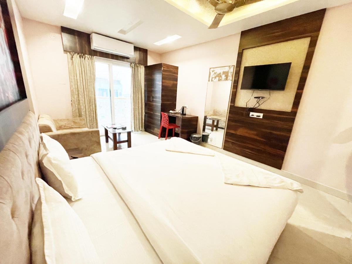 Shree Ganesh Hotel Puri Esterno foto